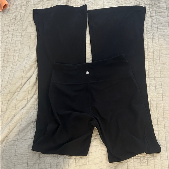 Lululemon Black Women's Stretch Flare Pants size 6 - Picture 4 of 5